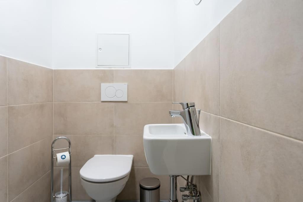 1Br Excellence, Fast To Centre By Hm Leilighet Wien Eksteriør bilde